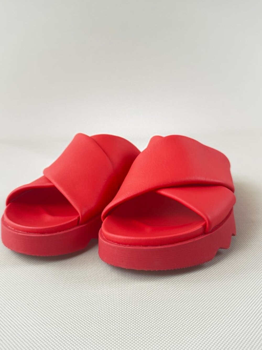 SOREL Viibe Crisscross Slide Sandals Size 10 Women Red Leather Strap NWOT - Picture 8 of 16